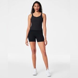 NWT SPANXshape™ Get Moving Contour Rib Shelf Tank in Very Black, Size Large